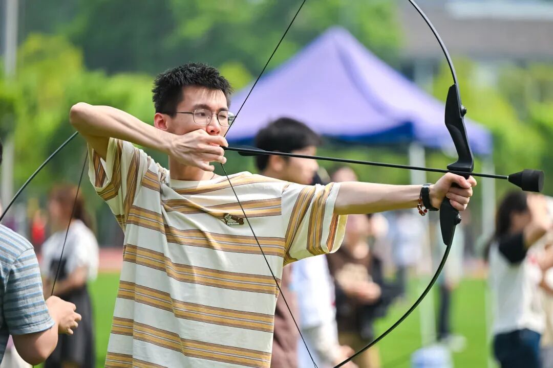 同济大学第52届运动会暨2026年同济大学健康活力挑战赛举行