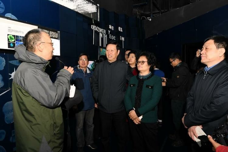 海洋学院周怀阳教授在介绍 海洋学院周怀阳教授在介绍
