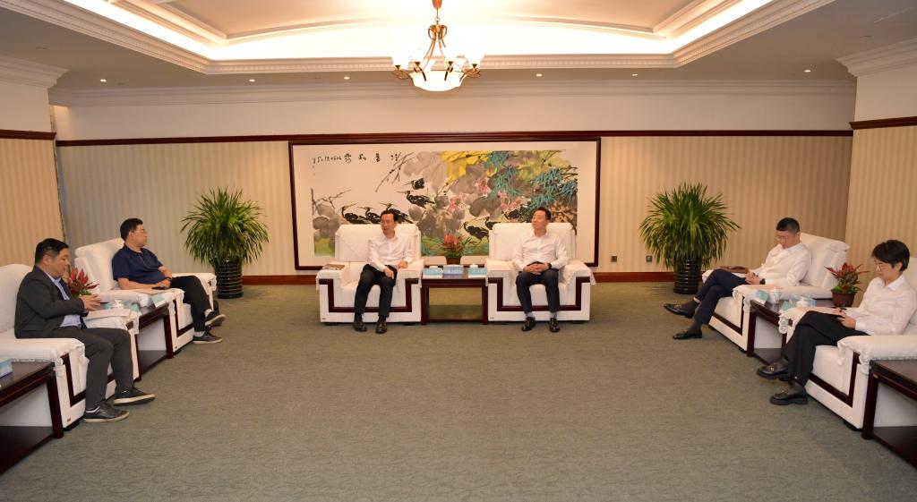 同济大学与中国农业银行股份有限公司上海市分行交流座谈会举行