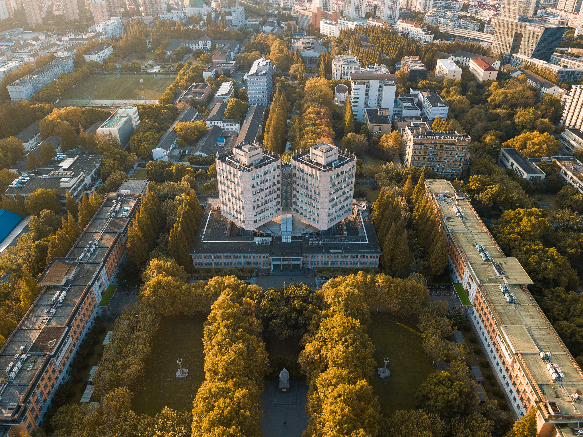 同济大学彰武路校区图片