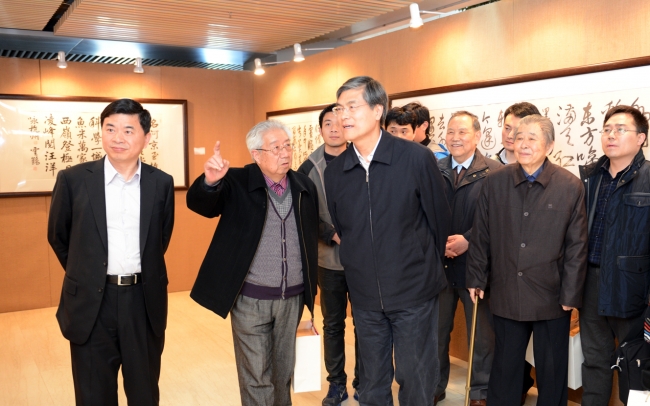 姜锡祥 摄:院士书画展在同济揭幕 姜锡祥 摄:院士书画展在同济揭幕