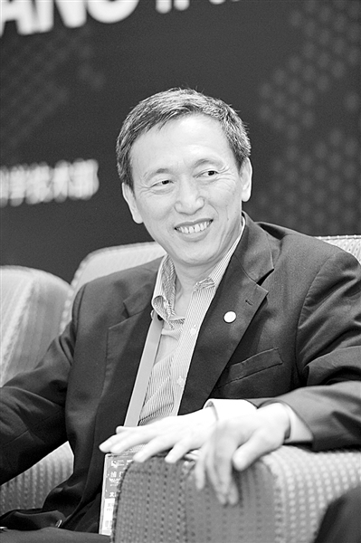 科技日报 裴钢校长 科技日报 裴钢校长
