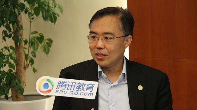 霍佳震接受采访 霍佳震接受采访