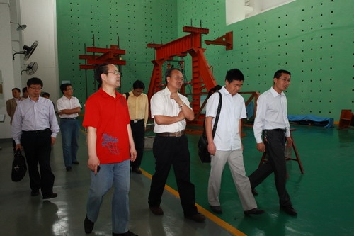 图8