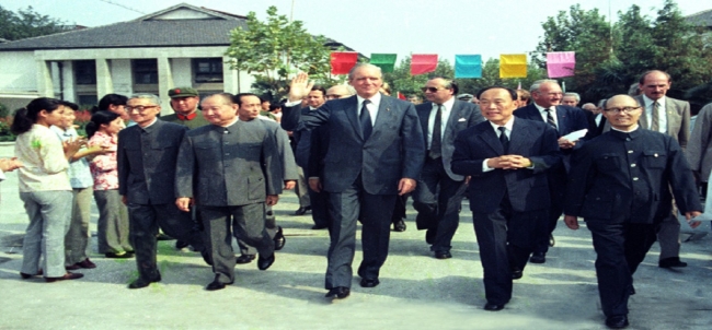 1982年10月15日卡斯腾斯总统来访