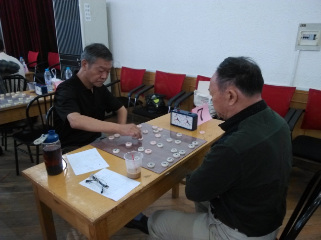 王新福在比赛现场 王新福在比赛现场