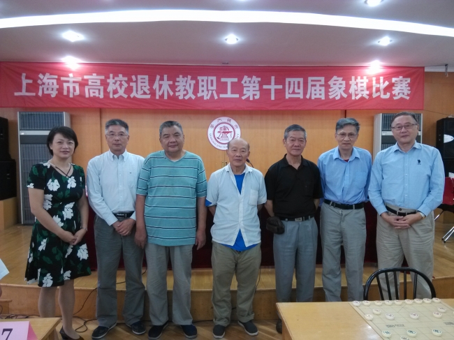 我校棋手合影 我校棋手合影